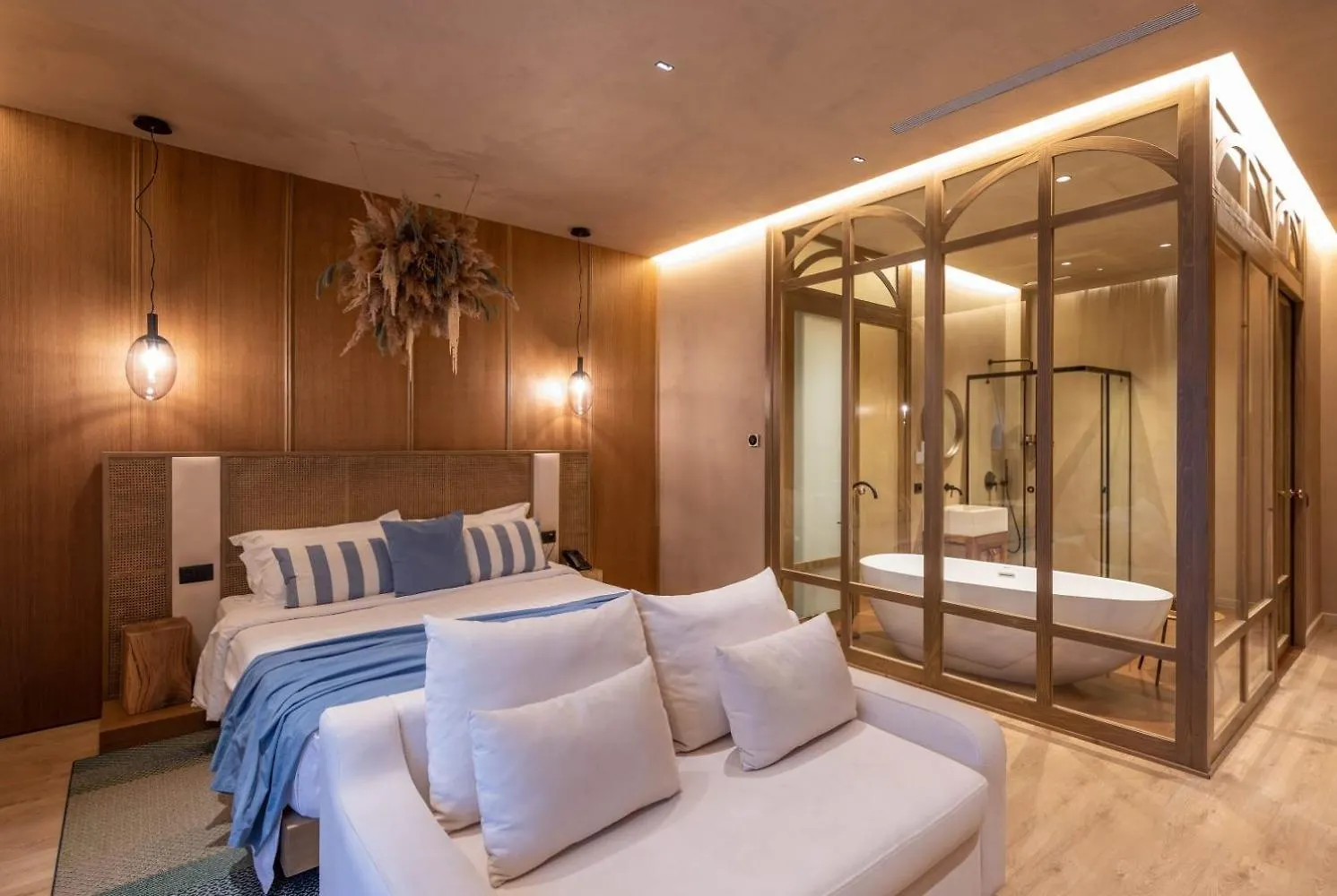 Flower Hotels & Resorts Golem  Golem (Tirana)
