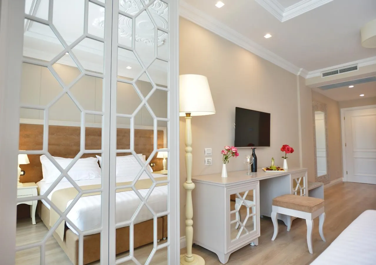 Flower Hotels & Resorts Golem  5*, Golem (Tirana)
