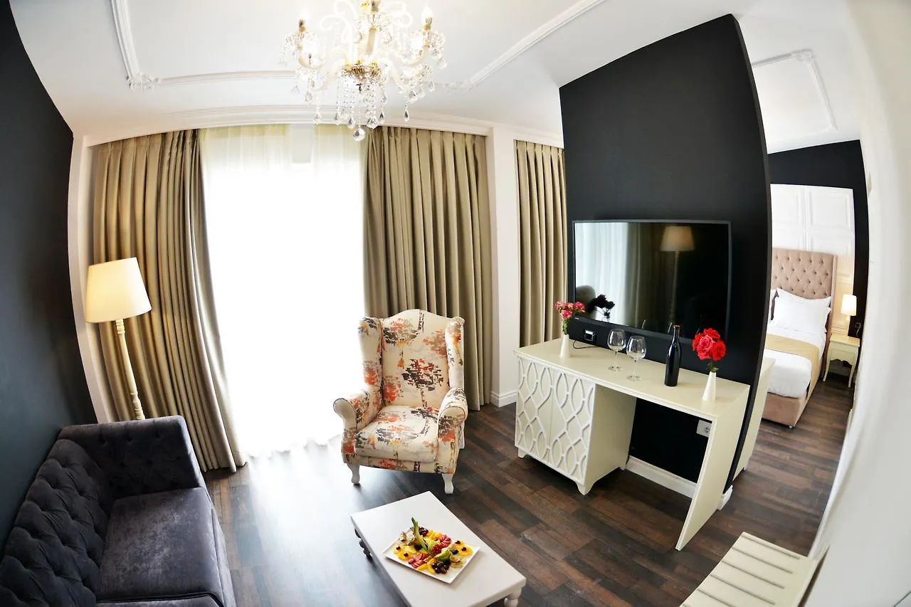 Flower Hotels & Resorts Golem  Golem (Tirana)