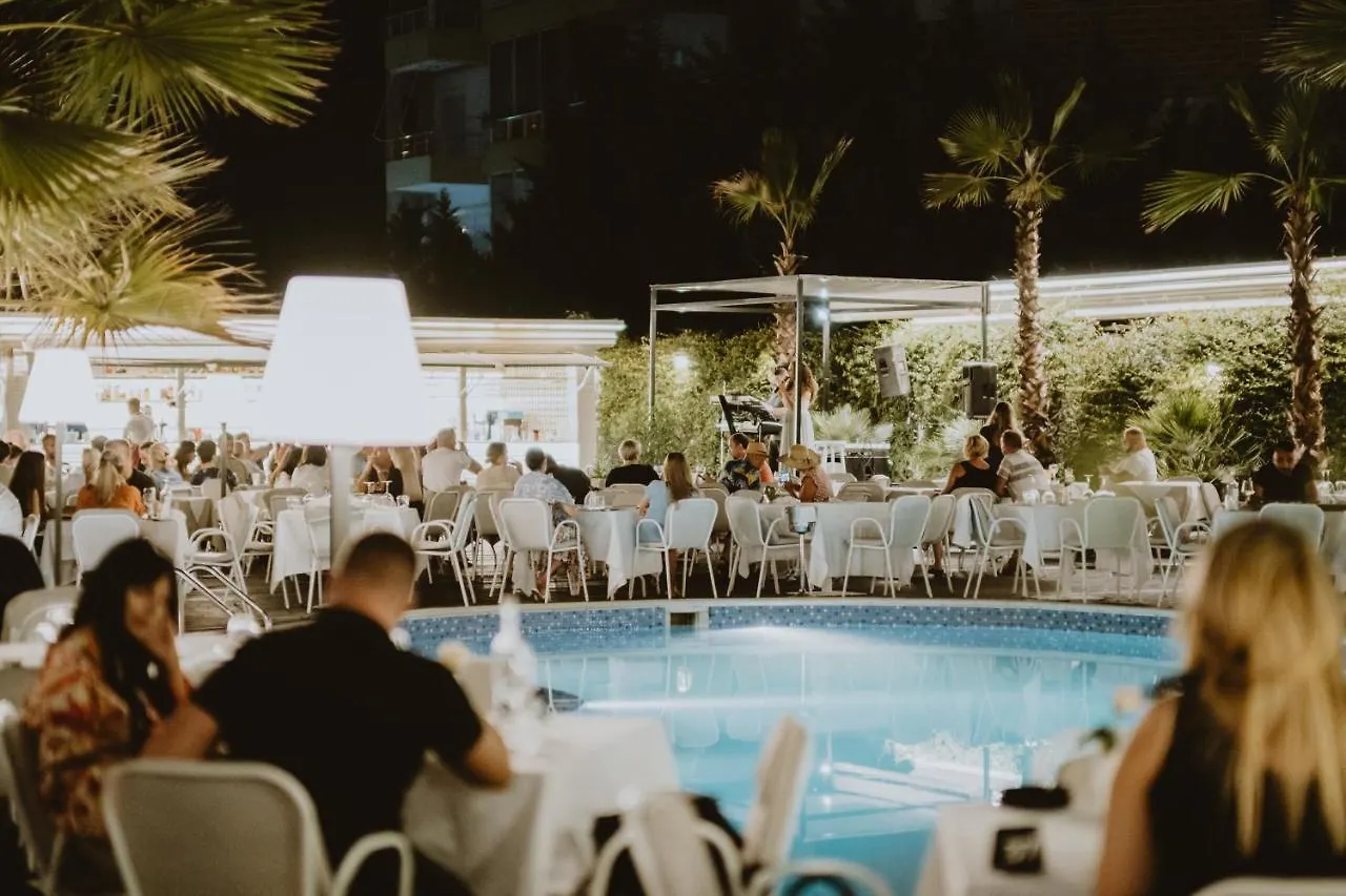 Flower Hotels & Resorts Golem