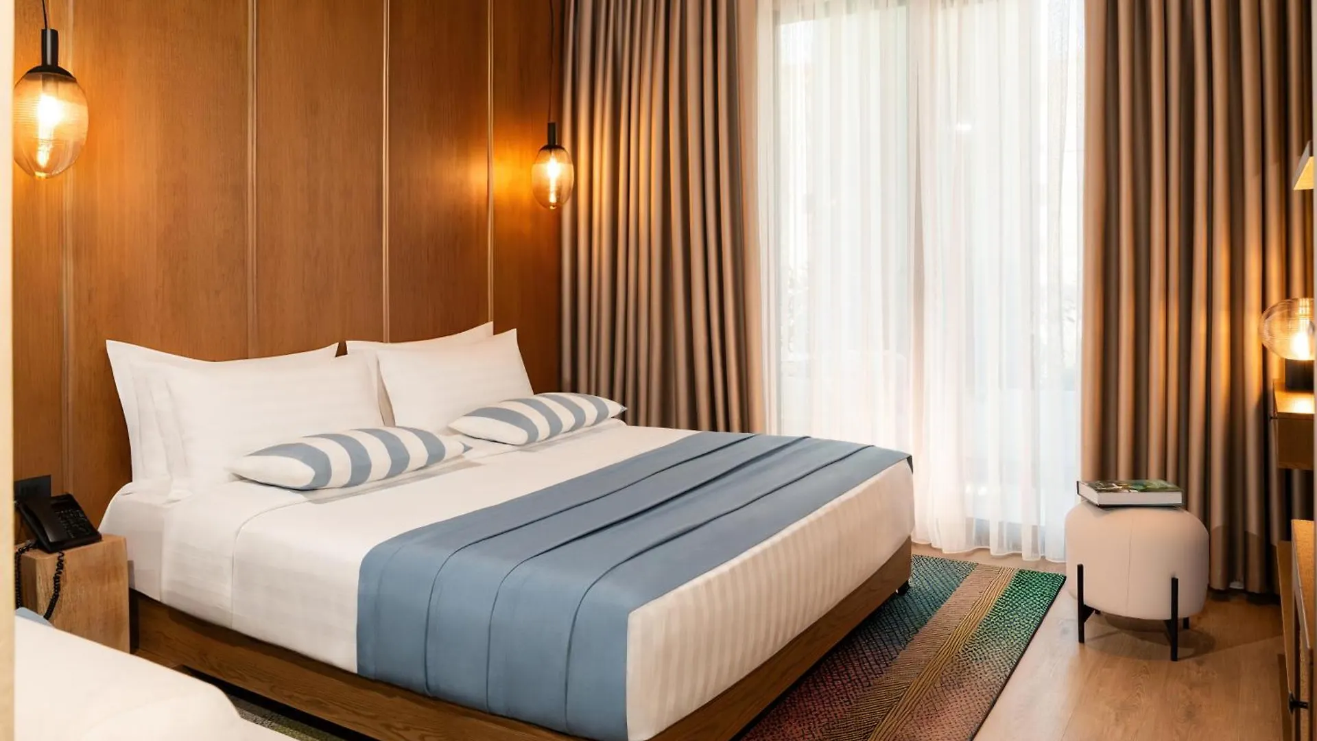 Flower Hotels & Resorts Golem  Albanien